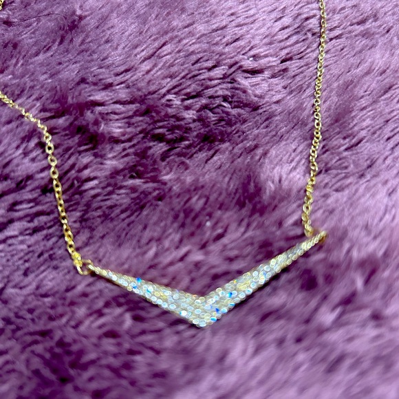 Jules Smith Jewelry - Jules Smith-Pave Pendants Point Necklace - 14k Gold Chevron.